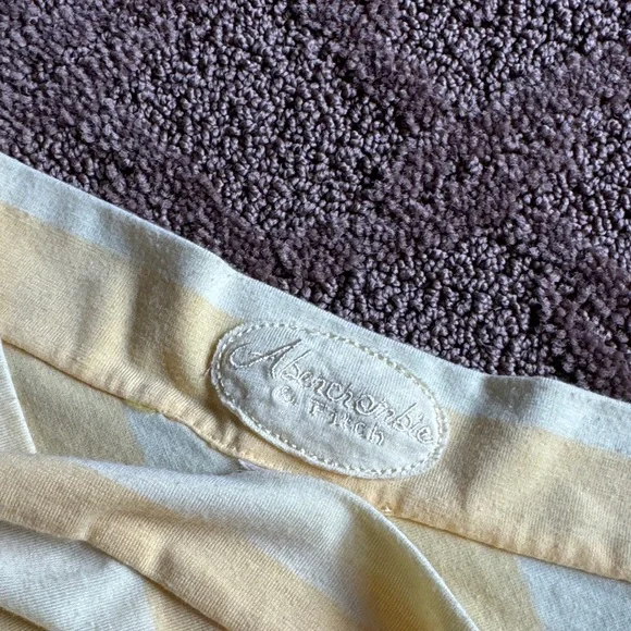 Vintage Abercrombie & Fitch Yellow Ruffle mini Skirt - Picture 2 of 3